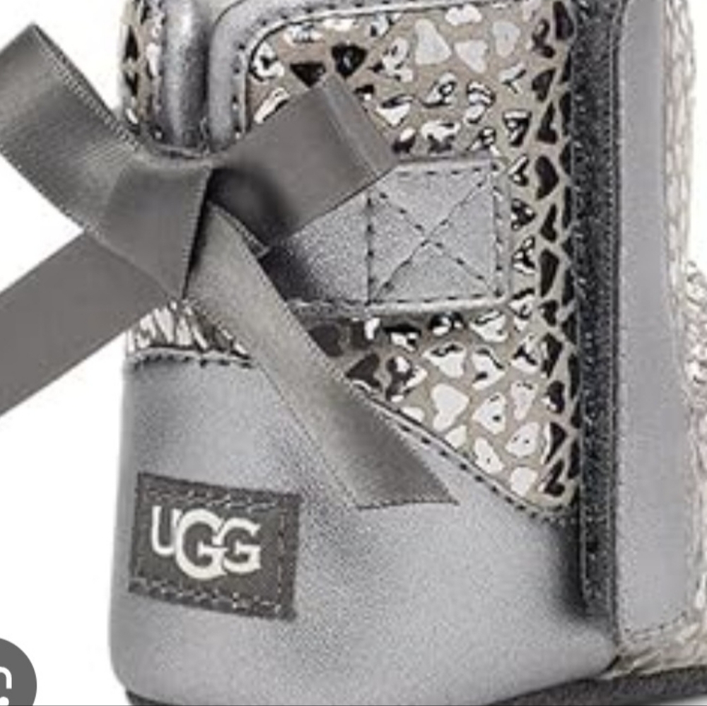 UGG Kids Boots in Shiny Silver - Picture 4 of 12